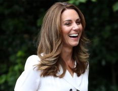 Zara : tout le monde veut cette robe à 12 euros que Kate Middleton a porté dans son dressing !